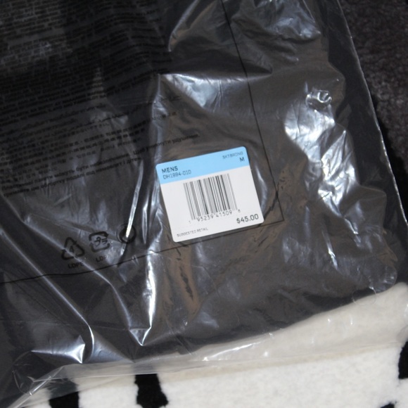 Nike SB Fleece Graphic Skate Shorts - Picture 9 of 12